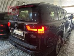 تۆیۆتا لاند کروزەر